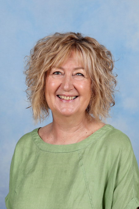 Di Hynes